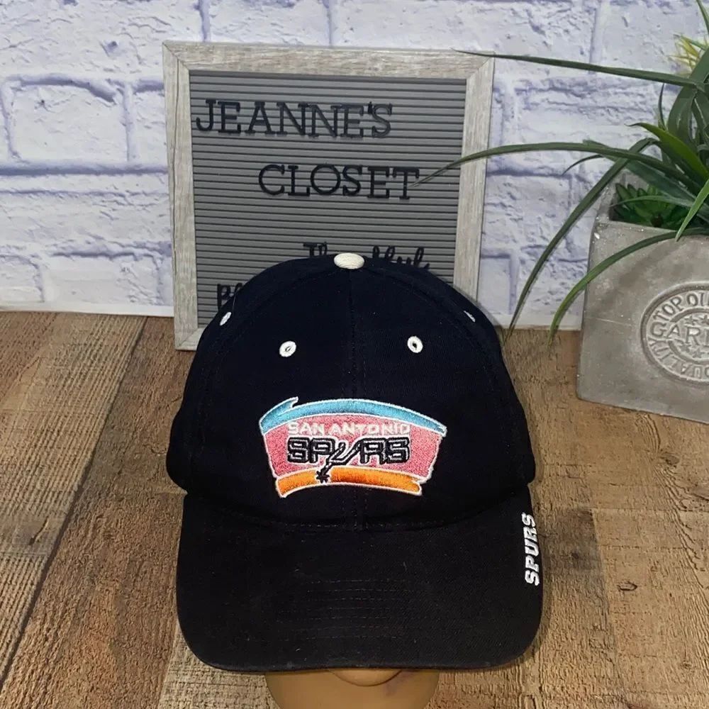 Vintage San Antonio Spurs Adjustable Hat Sports Twins Cap Black